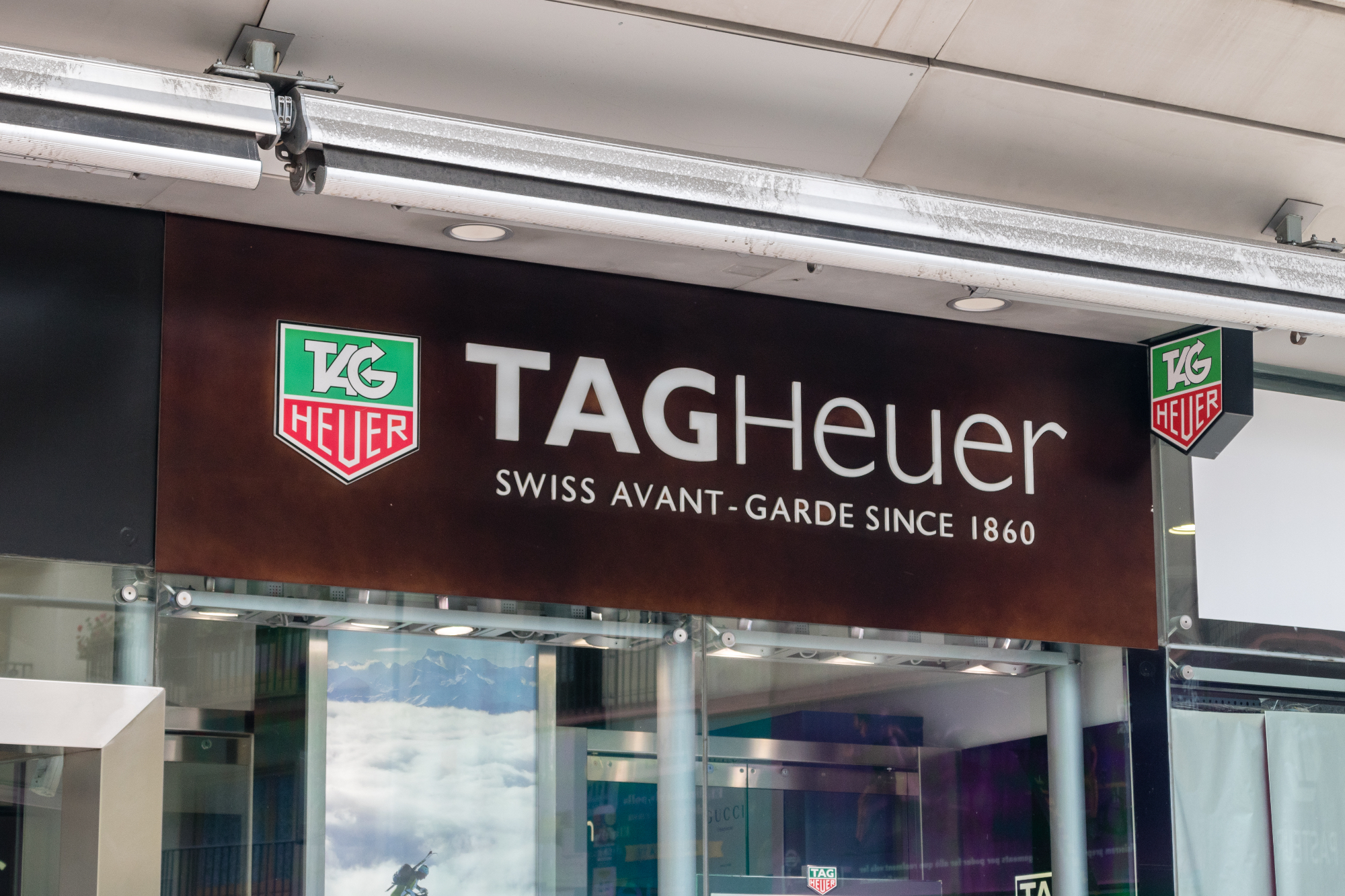 Tagheuer je res idealni izdelek za izstopanje